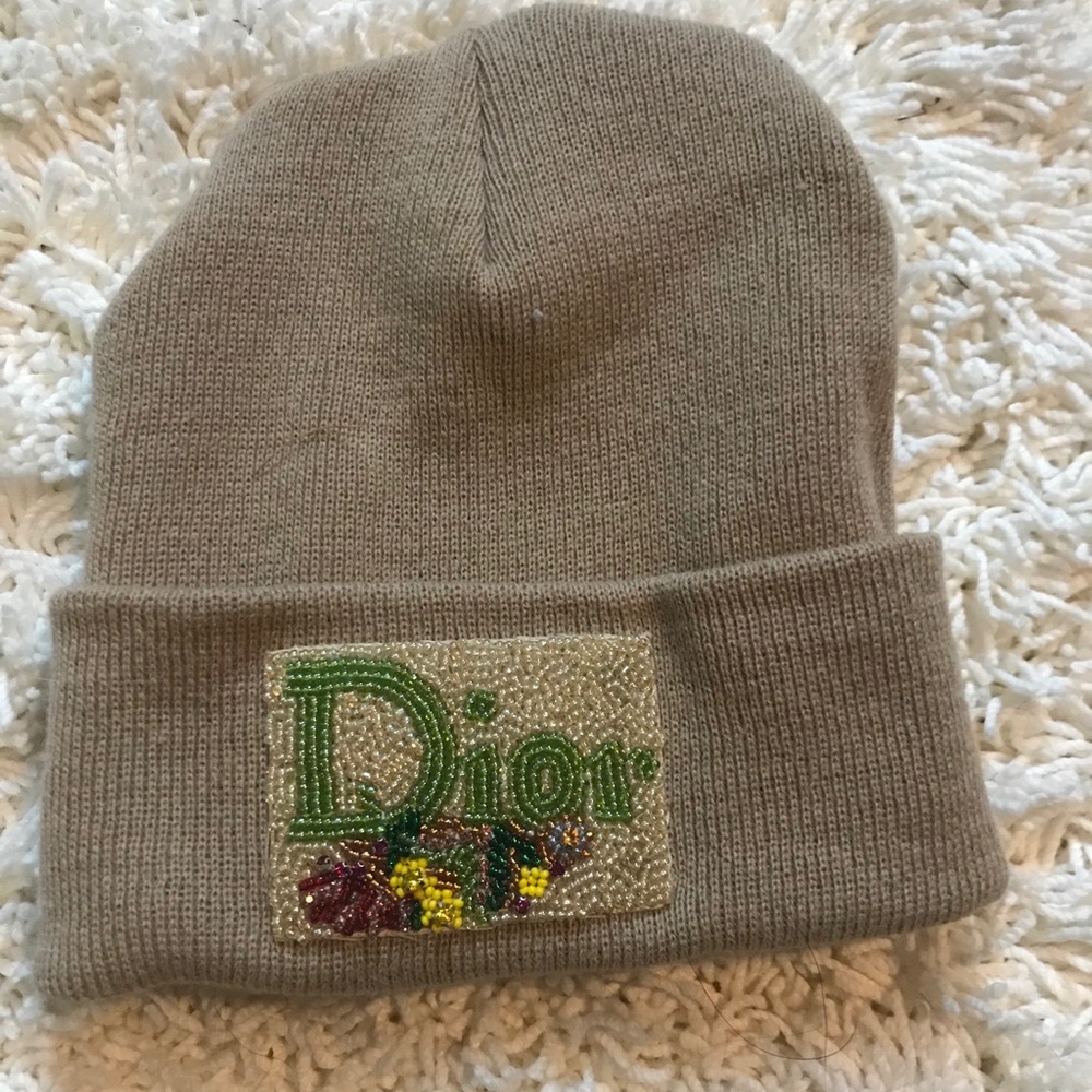 Sparkly Dior cream beanie